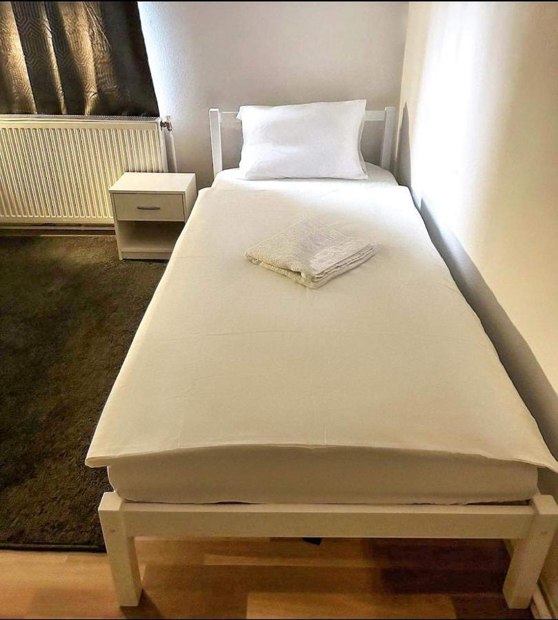 Hostel Adelin Vídeň Exteriér fotografie