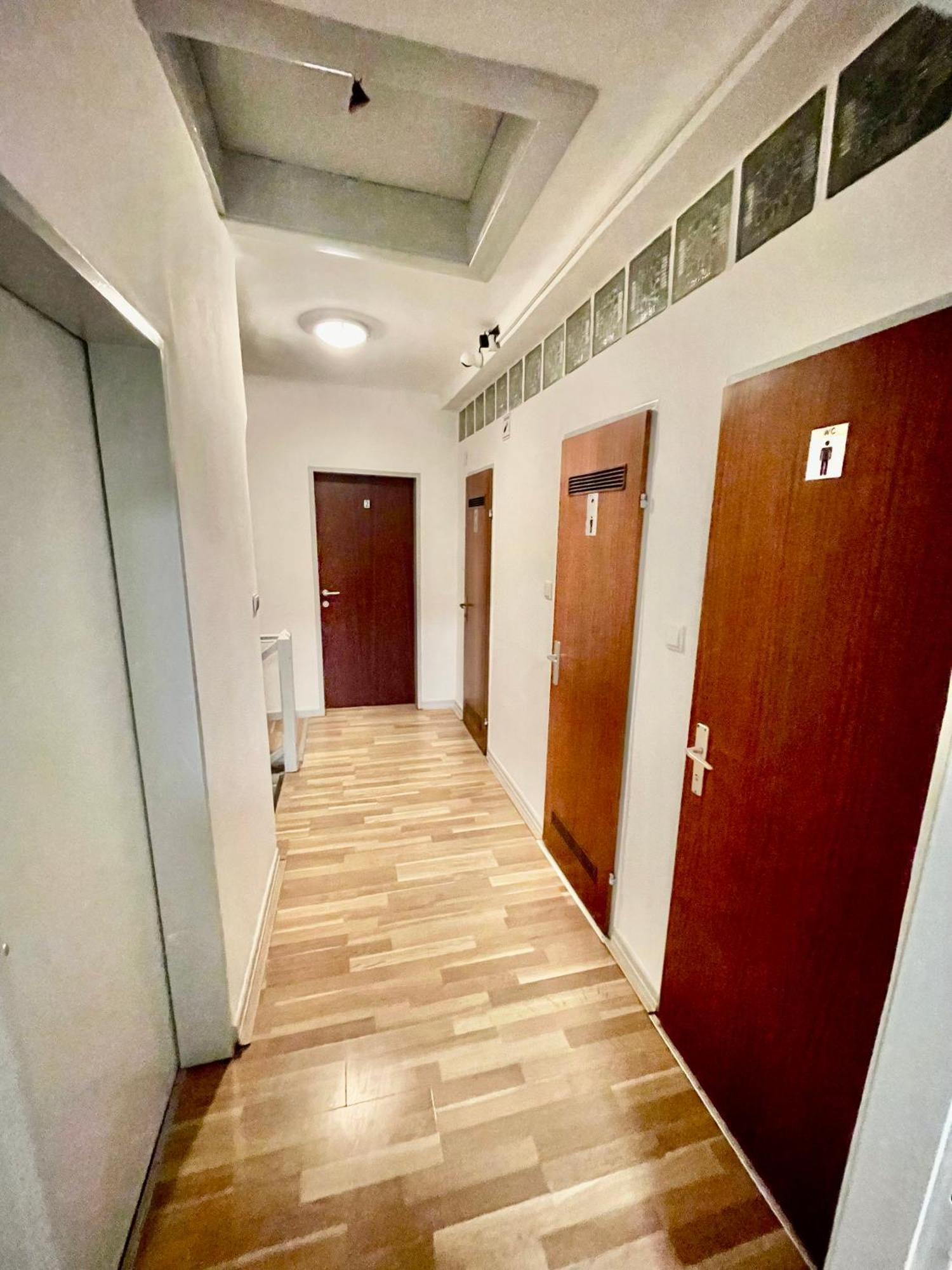 Hostel Adelin Vídeň Exteriér fotografie